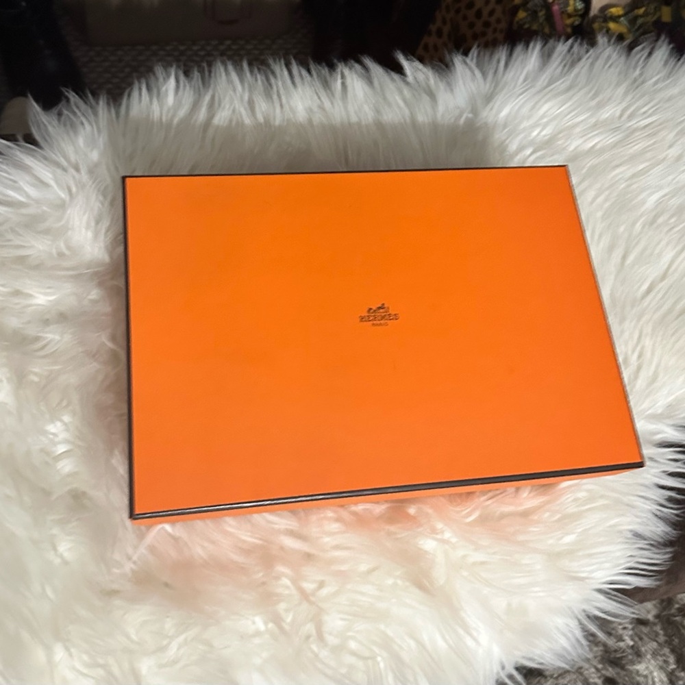 Hermes Orange Box